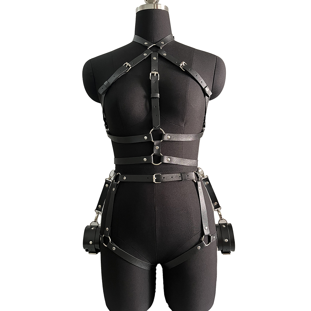 تسخير للنساء بولي Leather جلد  - مراجعة Garter Belt Set وسعره