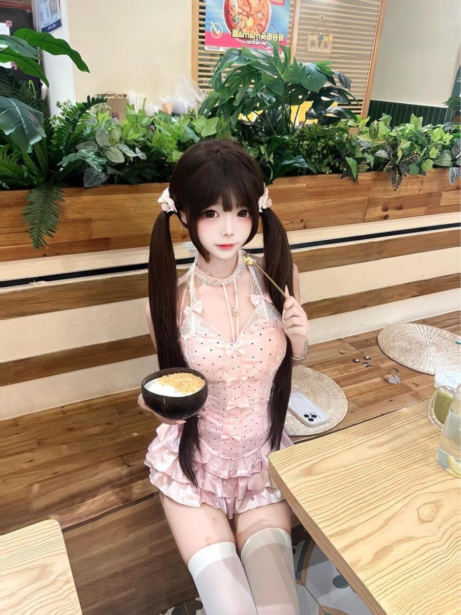طقم نسائي من قطعتين بتصميم كوك - مراجعة Cami Top Lace وسعره