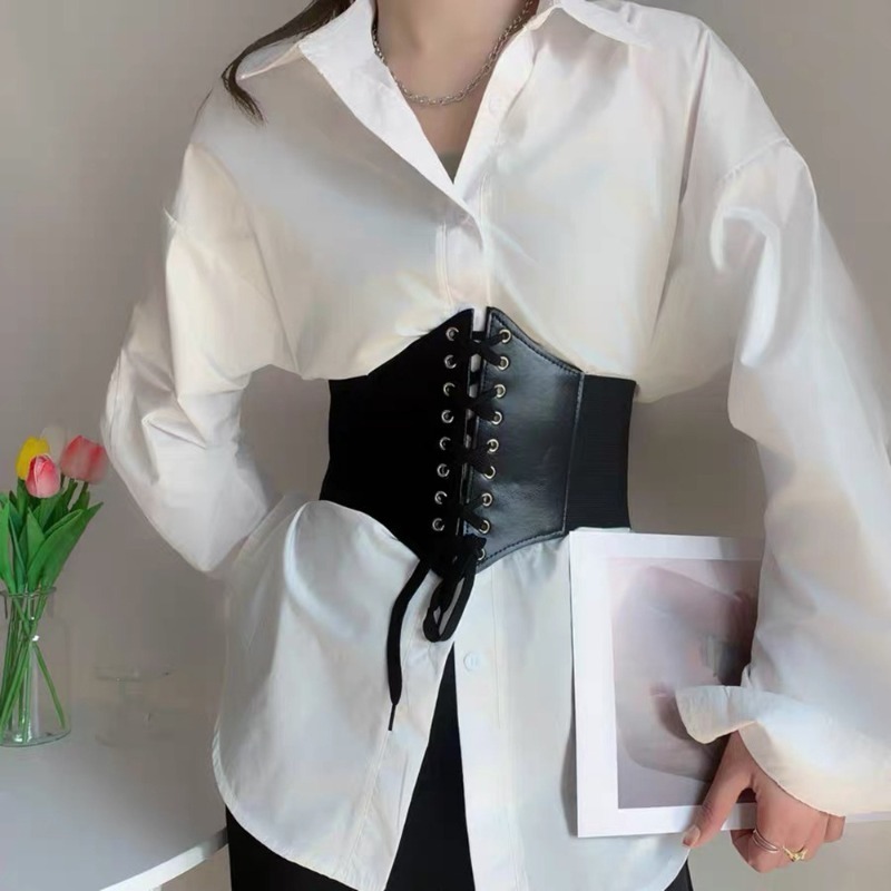 مشد عصري بأحزمة واسعة من الجلد - مراجعة Corset Waist Cinch وسعره