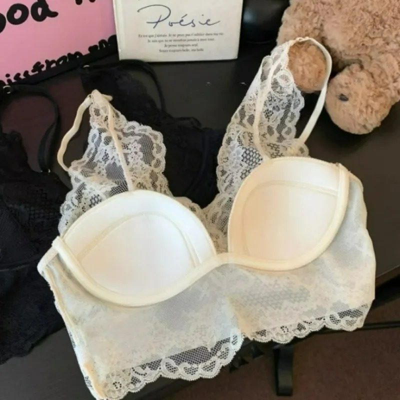 حمالة صدر نسائية من النايلون ا - مراجعة Bralette Wireless Soft وسعره