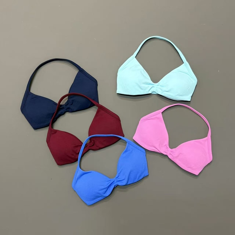 حمالة صدر رياضية نسائية بتصميم - مراجعة Sports Bra High Impact وسعره