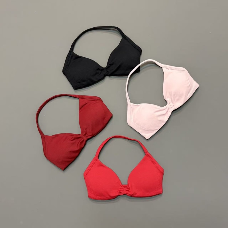 حمالة صدر رياضية نسائية بتصميم - مراجعة Sports Bra High Impact وسعره